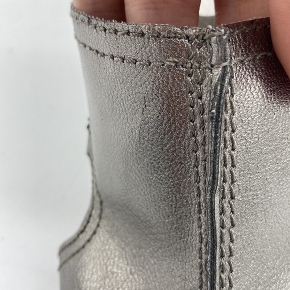 Unisa Babs Slip On Sandals Wedges Silver Womens Size 6 M - Picture 9 of 16